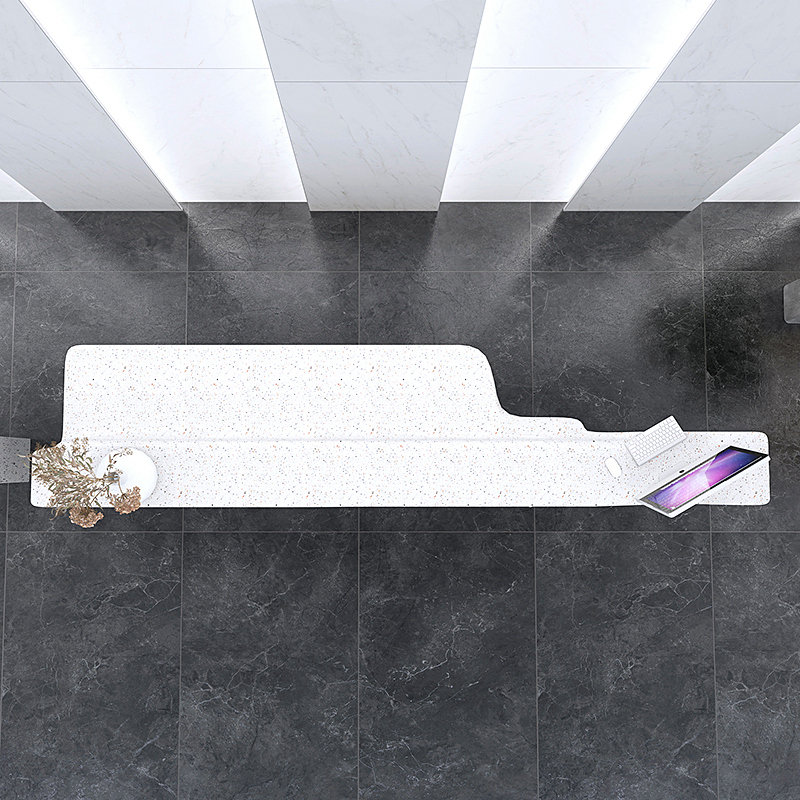 商场美陈休闲桌椅吧